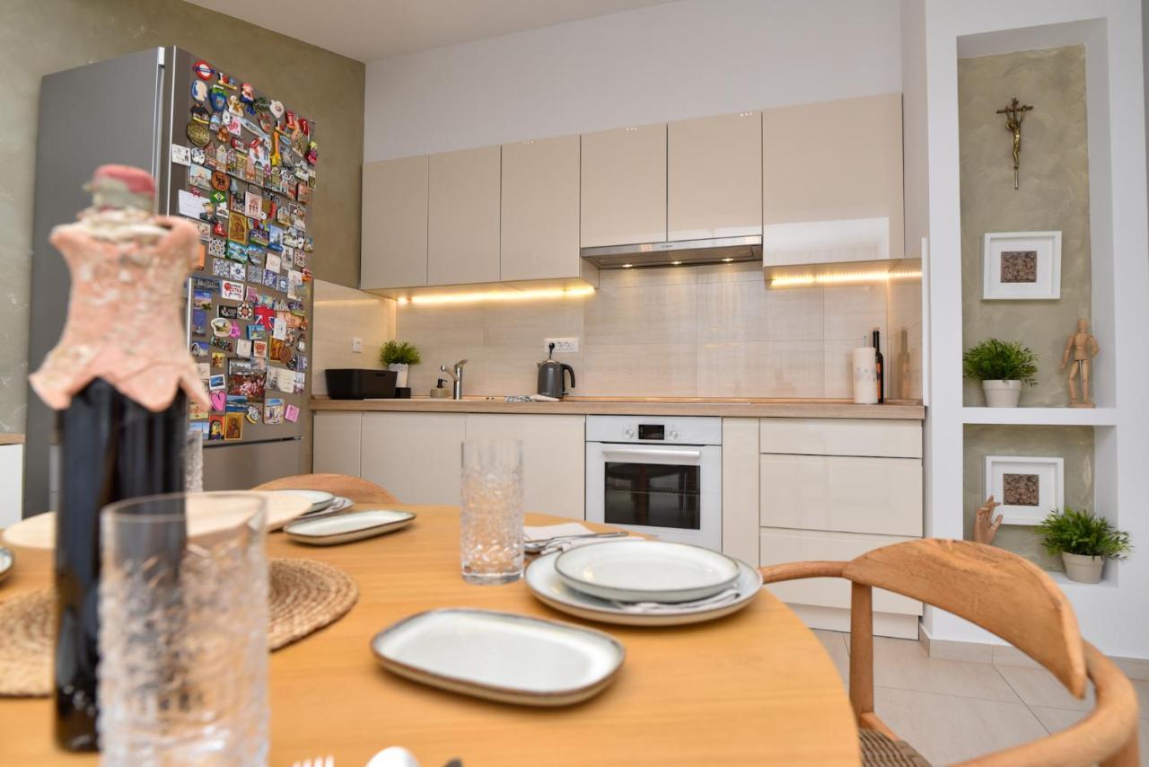Apartment Sunny Bay - Free Parking 두브로브니크 외부 사진